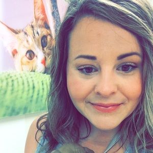 Meet your Posher, Krysti